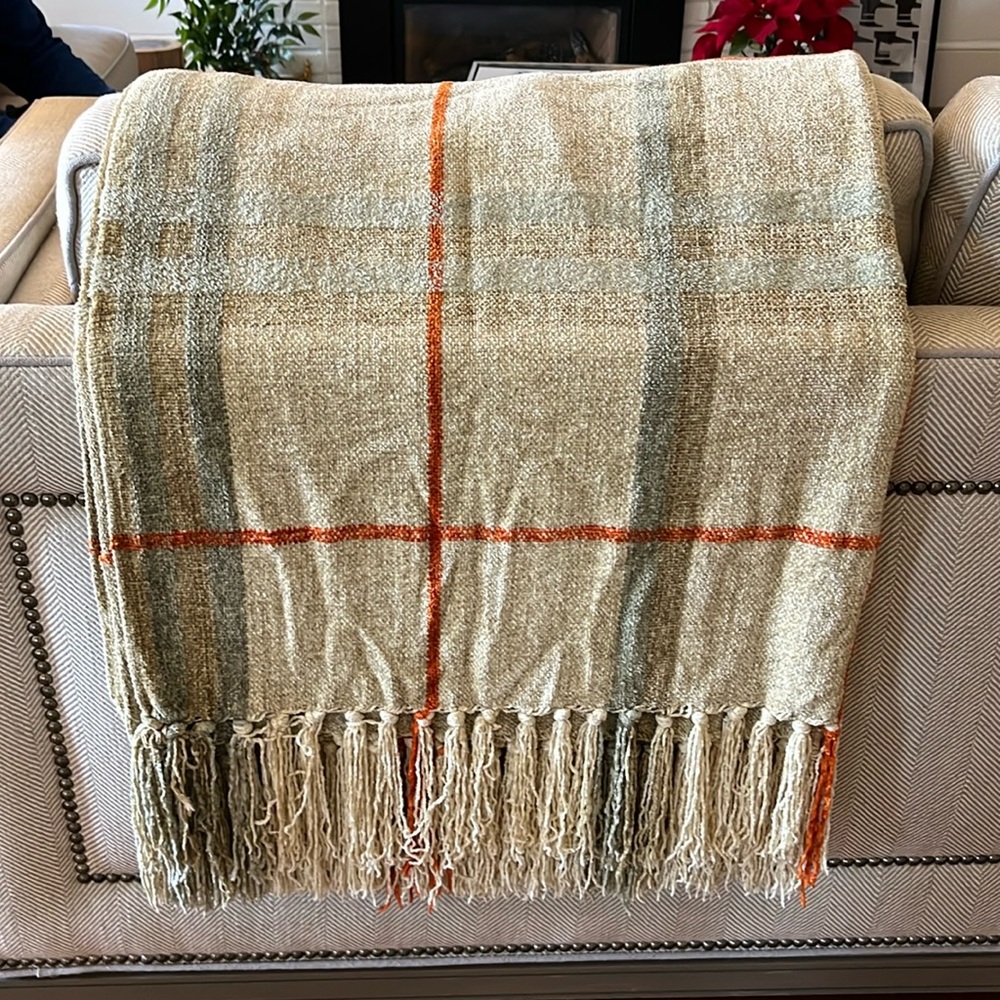 Chenille Throw Blanket